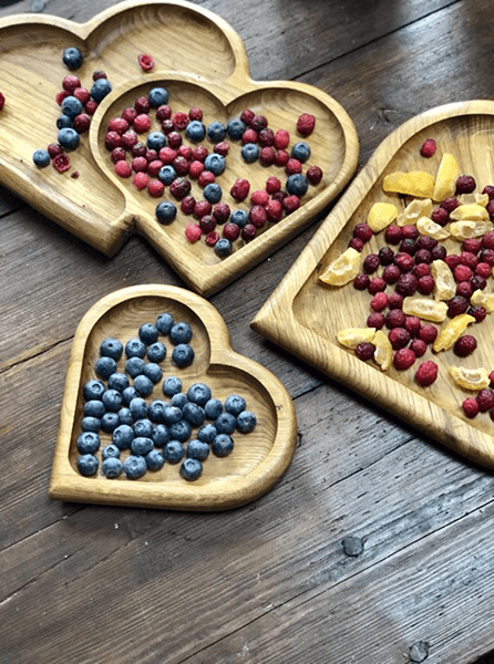 Servírování na dubovém dřevu Servírování na dubovém dřevu